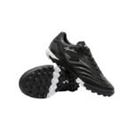 cricket shoes​